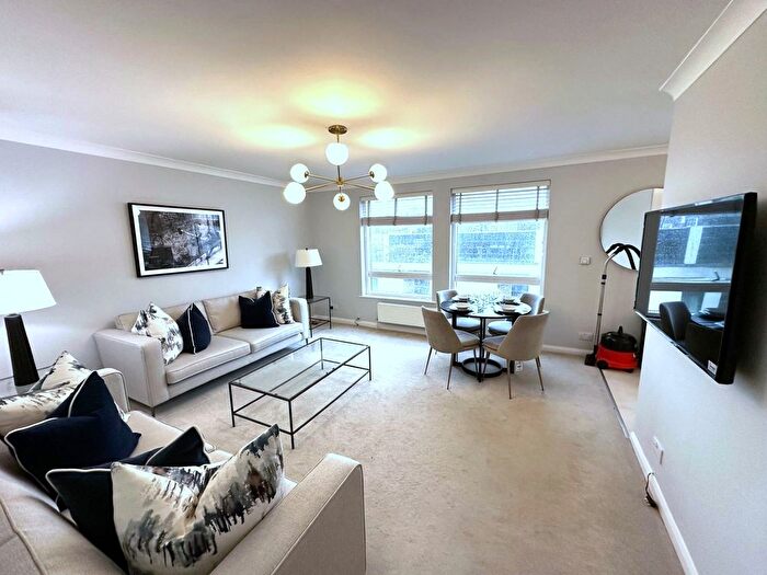 2 Bedroom Flat To Rent In Fulham Road, South Kensington, SW3