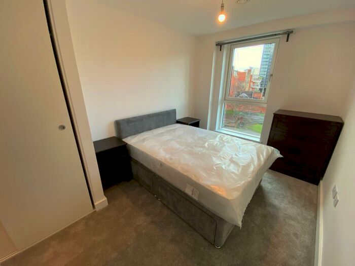 2 Bedroom Flat To Rent In Carmine, Chapel Street, Salford, M3