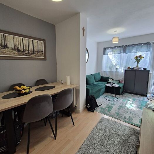 1 Bedroom Maisonette To Rent In Forest Road, Walthamstow, E17