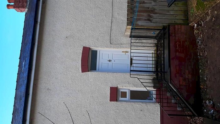 2 Bedroom Flat To Rent In Calder Street, Ashton-On-Ribble, Preston PR2