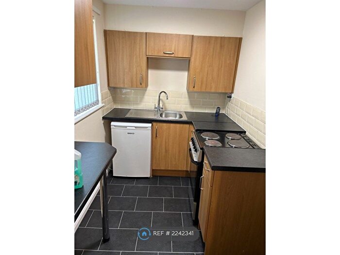 Studio To Rent In Melton Avenue, Leeds, LS10