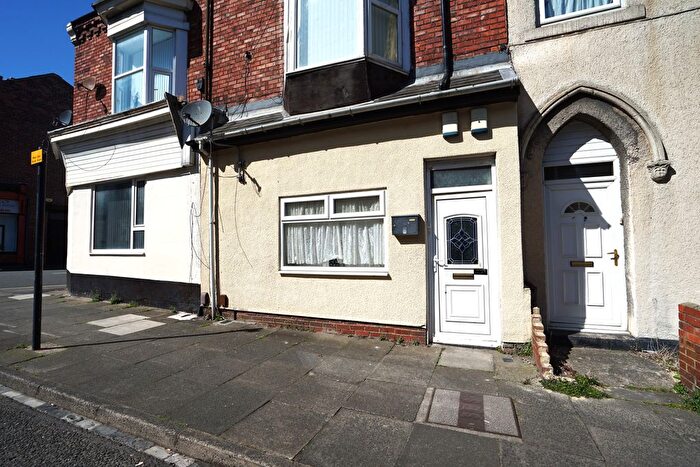 1 Bedroom Flat To Rent In Roker Avenue, Sunderland, Tyne And Wear, SR6