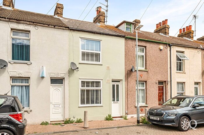 3 Bedroom Terraced House To Rent In Unity Street, Sheerness, Kent, ME12