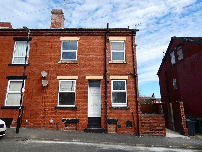 2 Bedroom Terraced House To Rent In Henley Road, Leeds, LS13