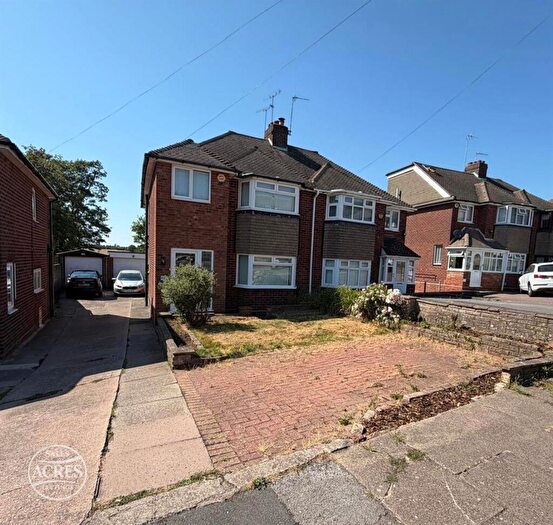 3 Bedroom Semi Detached House For Sale In Pomeroy Road, Great Barr, Birmingham, B43