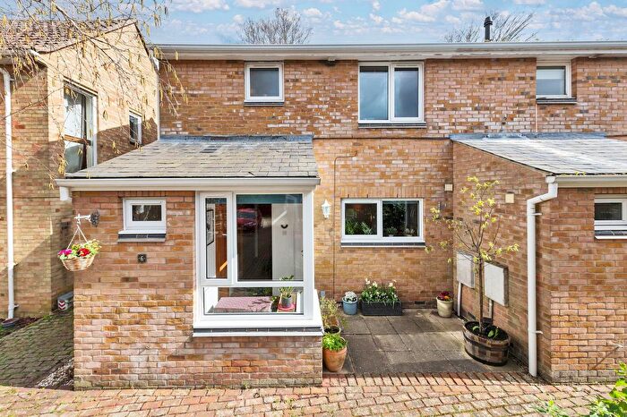 3 Bedroom End Terrace House For Sale In Grove Gardens, Fordham, CB7