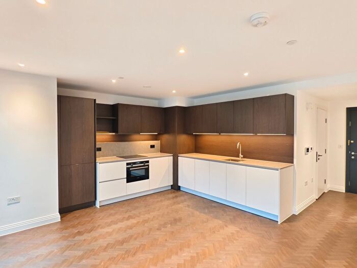 1 Bedroom Flat To Rent In Fife Road, London, E16