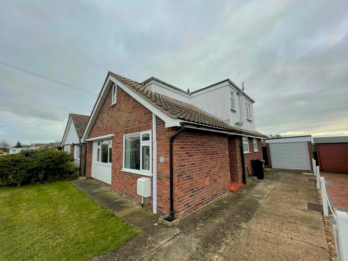3 Bedroom Bungalow To Rent In Bemerton Gardens, Kirby Cross, Frinton-On-Sea, CO13
