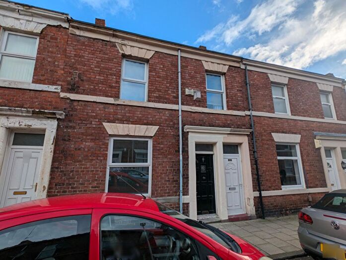 2 Bedroom Flat To Rent In Claremont South Avenue, Gateshead, NE8