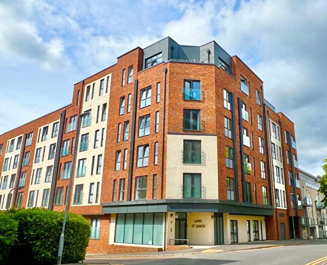 2 Bedroom Flat To Rent In St James Road, Brentwood, CM14