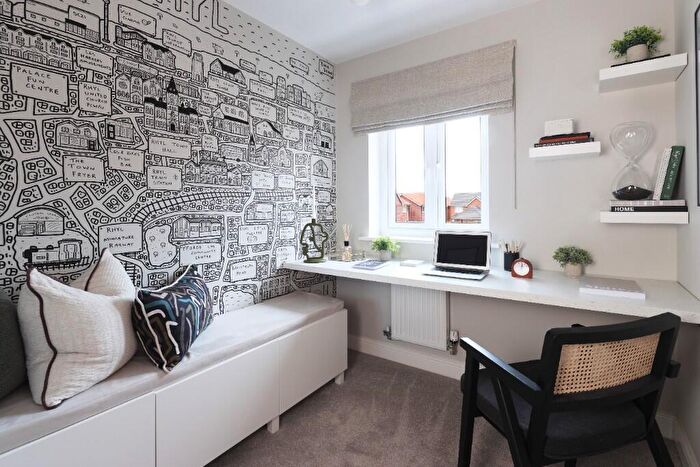 3 Bedroom Semi-Detached House For Sale In Liverpool Road South, Burscough, L40