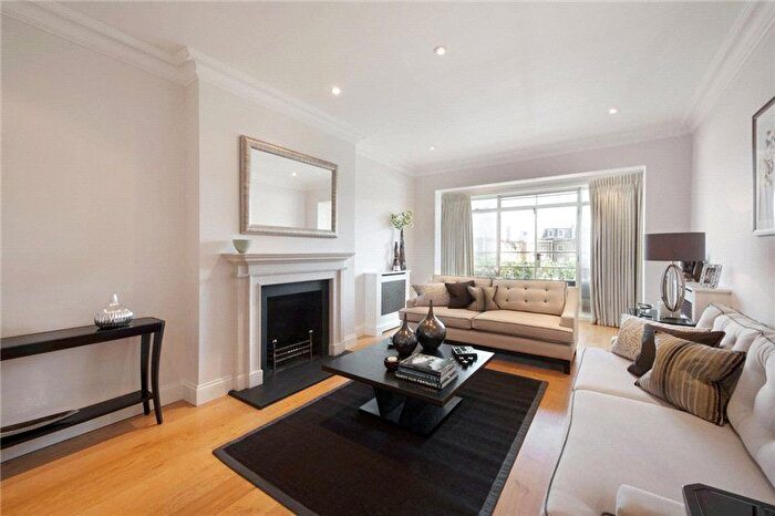 3 Bedroom Flat To Rent In Eaton Square, Belgravia, SW1W