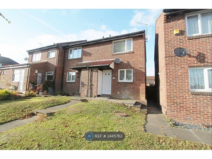 2 Bedroom End Terrace House To Rent In Hailsham Road, Romford, RM3