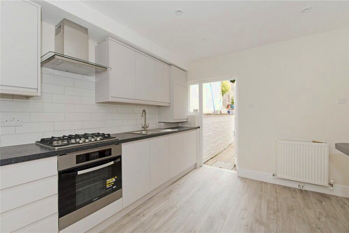 1 Bedroom Flat To Rent In Linton Street, Islington, London, N1