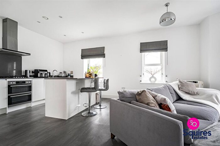 1 Bedroom Flat For Sale In Adam Close, London, NW7