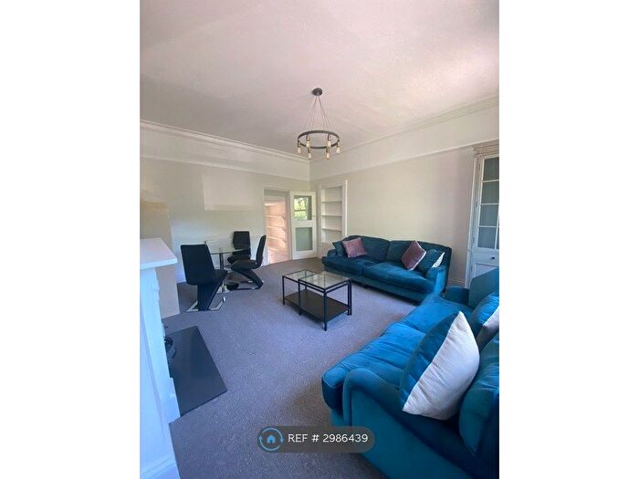 1 Bedroom Flat To Rent In Castlebar Road, London, W5
