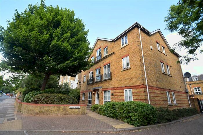 1 Bedroom Flat To Rent In Richmond Road, Twickenham, TW1