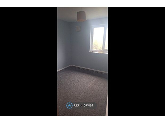 3 Bedroom Maisonette To Rent In Westford Grove, Birmingham, B28