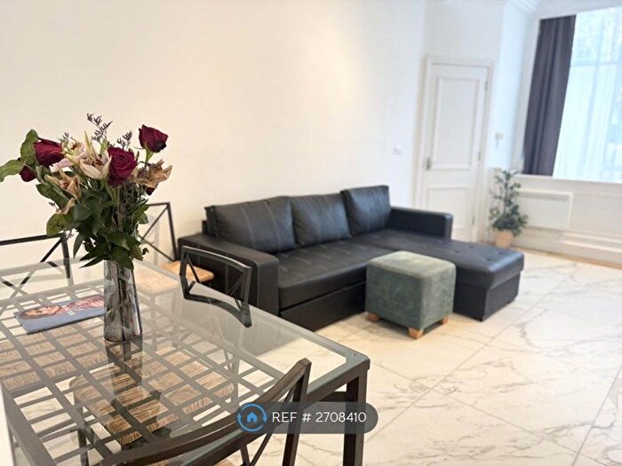 1 Bedroom Flat To Rent In Danbury Street, London, N1