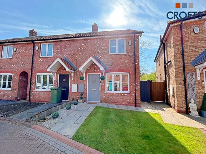 2 Bedroom End Of Terrace House For Sale In Saxonfields Drive, Stallingborough, DN41