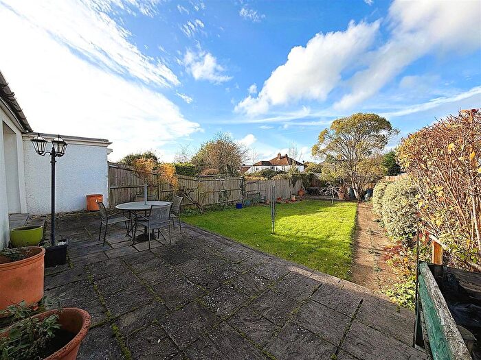 3 Bedroom Semi-detached Bungalow For Sale In Prescott Avenue, Petts Wood, Orpington, BR5