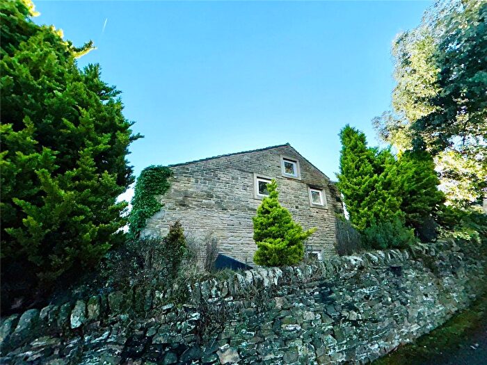 4 Bedroom Barn Conversion For Sale In Jagger Green, Holywell Green, Halifax, West Yorkshire, HX4