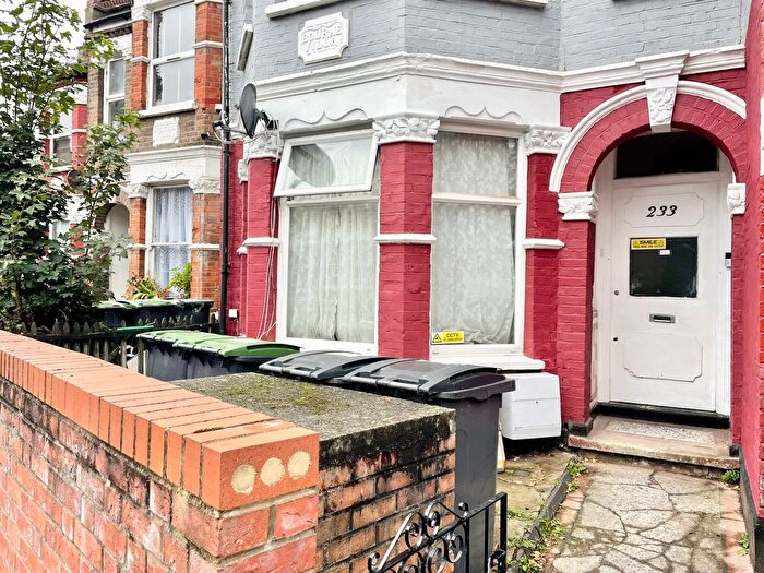 2 Bedroom Flat To Rent In Mount Pleasant Road, London, N17