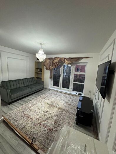 3 Bedroom Flat To Rent In Flat, Attleborough Court, Sydenham Hill, London, SE23