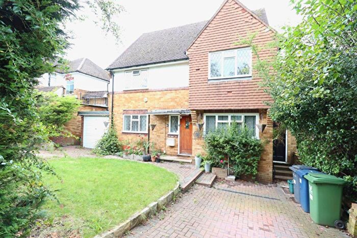 4 Bedroom Detached House To Rent In Shelley Road, High Wycombe, HP11