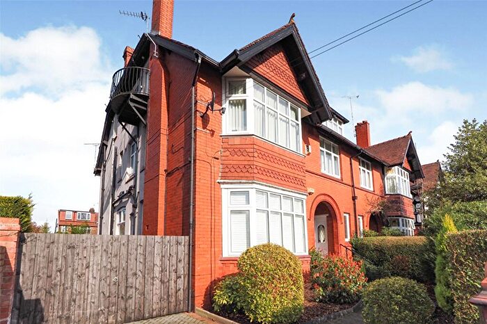 2 Bedroom Flat For Sale In Old Broadway, Didsbury, Manchester, Greater Manchester, M20