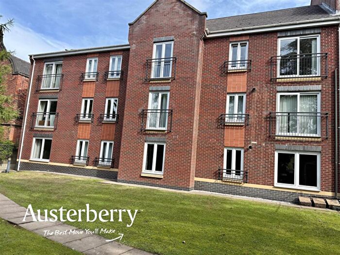 2 Bedroom Flat For Sale In Scholars Court, Penkhull, Stoke-On-Trent, ST4