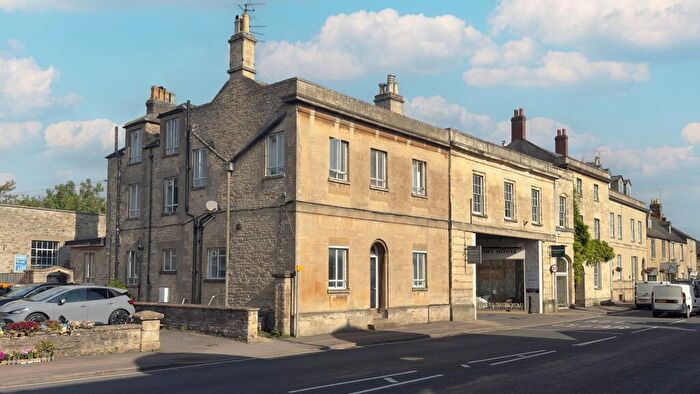 1 Bedroom Flat To Rent In Bridge Street, Witney, OX28