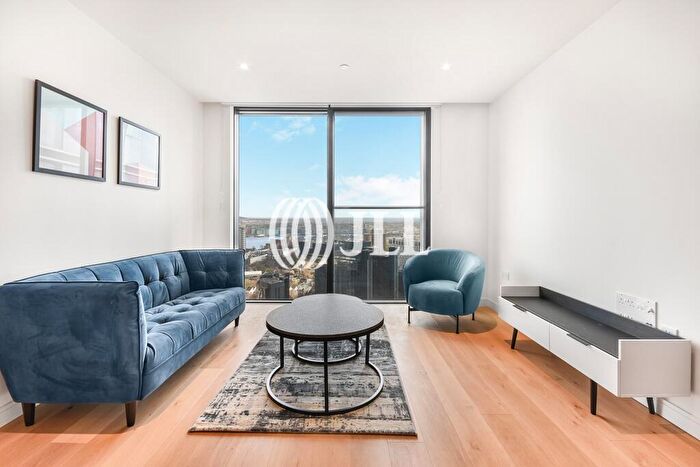 1 Bedroom Flat To Rent In Hampton Tower, Marsh Wall, E14