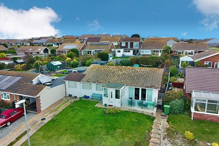 4 Bedroom Detached House For Sale In St Andrews Drive, Seaford, BN25