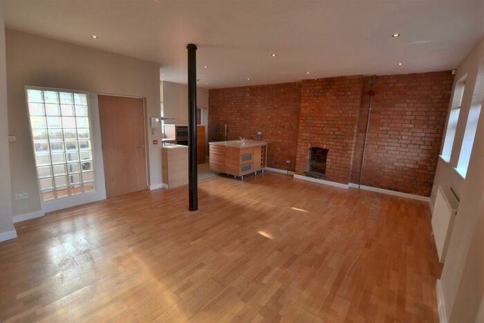 1 Bedroom Apartment To Rent In 'The Basement' Cavendish Road, Leicester, LE2