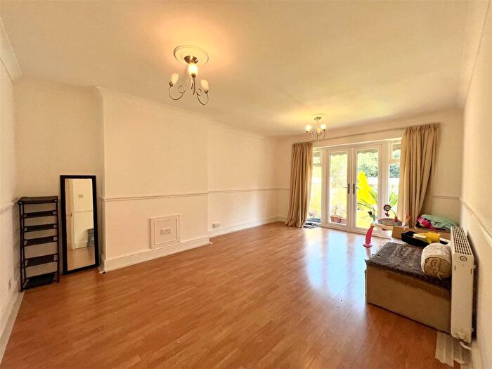 4 Bedroom Terraced House To Rent In Silverdale, London, SE26