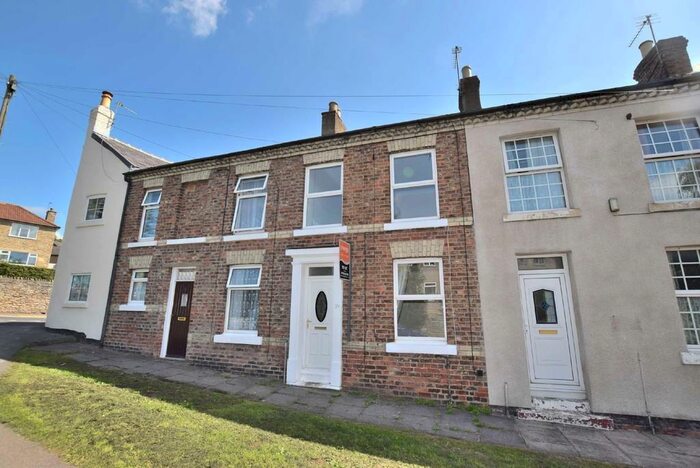 2 Bedroom Terraced House To Rent In Quakers Lane, Richmond, DL10