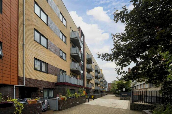 1 Bedroom Flat To Rent In Murray Grove, Shoreditch, N1