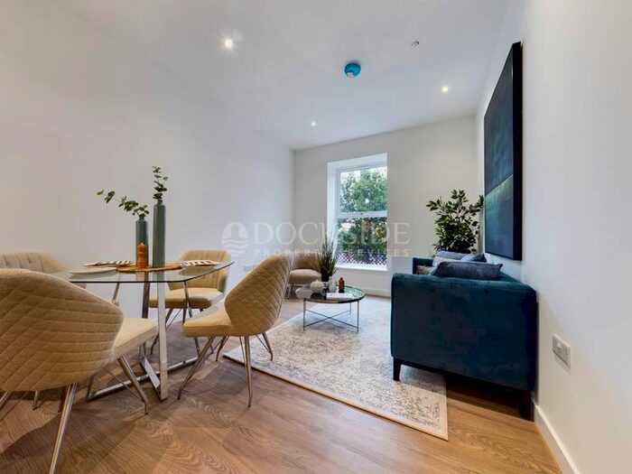 1 Bedroom Flat To Rent In Quayside, Chatham Maritime, ME4