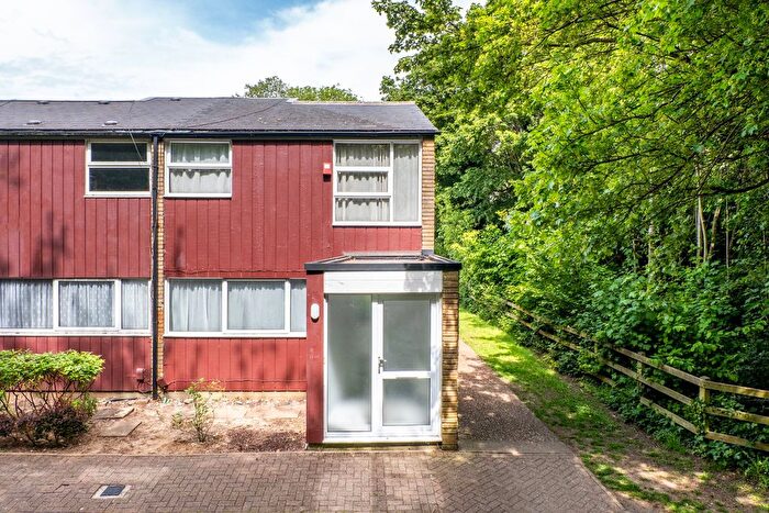 3 Bedroom Terraced House For Sale In Millfield, New Ash Green, Longfield, DA3