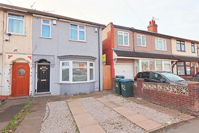 3 Bedroom End Terrace House To Rent In Blackberry Lane, Coventry, CV2