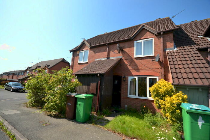 2 Bedroom Semi-Detached House To Rent In Braddock Close, Lenton, NG7