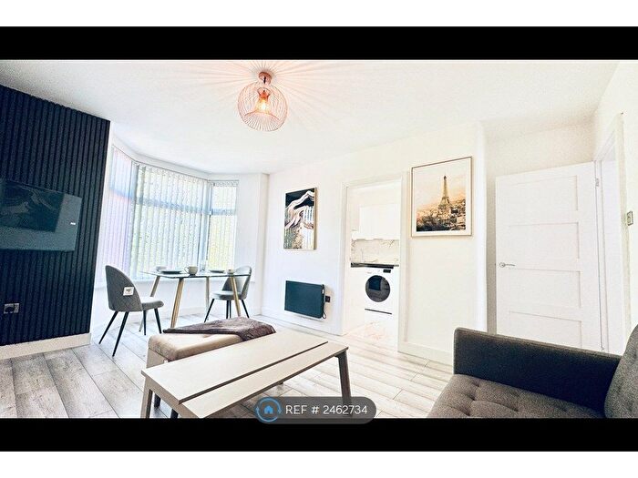 1 Bedroom Flat To Rent In Cliffe View Road, Sheffield, S8