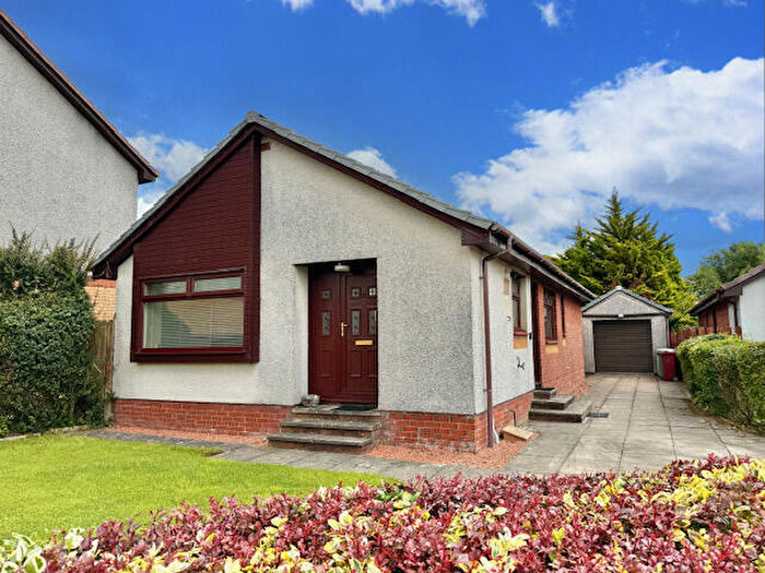 3 Bedroom Bungalow For Sale In Fintry Place, Lindsayfield, East Kilbride, G75