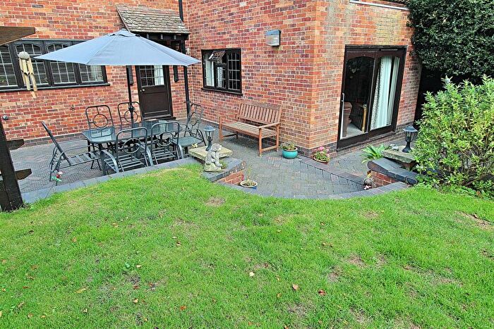 4 Bedroom Detached House For Sale In New Street, Castle Bromwich, Birmingham, B36