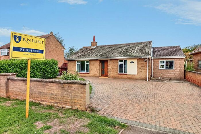 3 Bedroom Detached Bungalow For Sale In New Road, Ryhall, Stamford, PE9