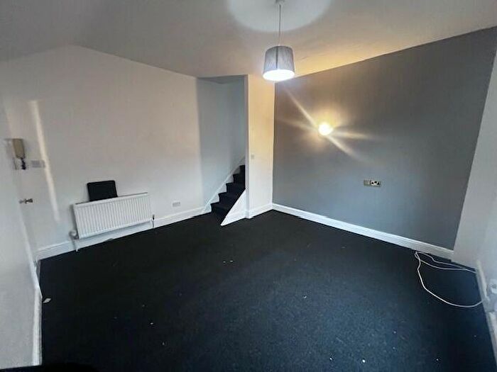 1 Bedroom House To Rent In Clarendon Road, Birmingham, B16