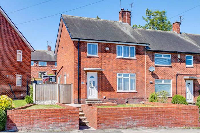 3 Bedroom End Of Terrace House For Sale In Beckhampton Road, Nottingham, NG5