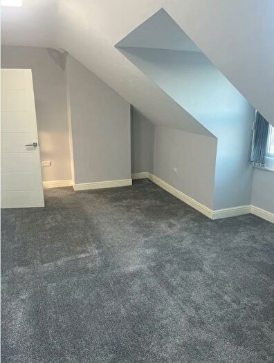 1 Bedroom Flat To Rent In Park View Terrace, Leeds, LS15