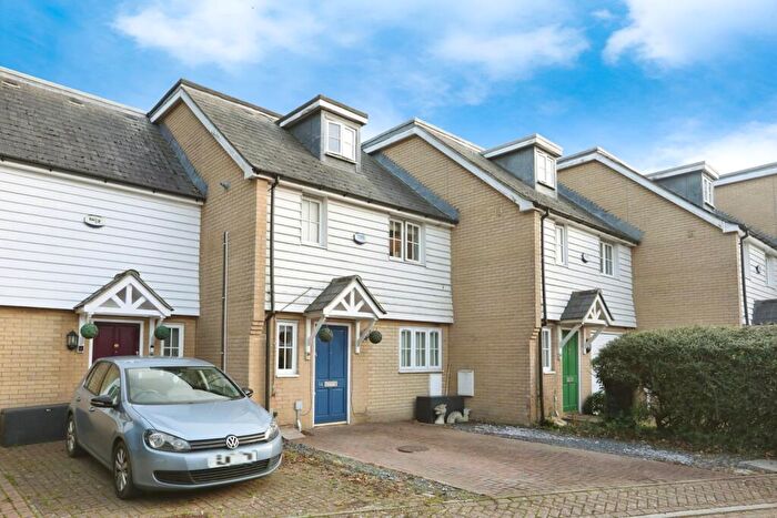 2 Bedroom Maisonette For Sale In Victoria Orchard, Queens Road, Maidstone, Kent, ME16